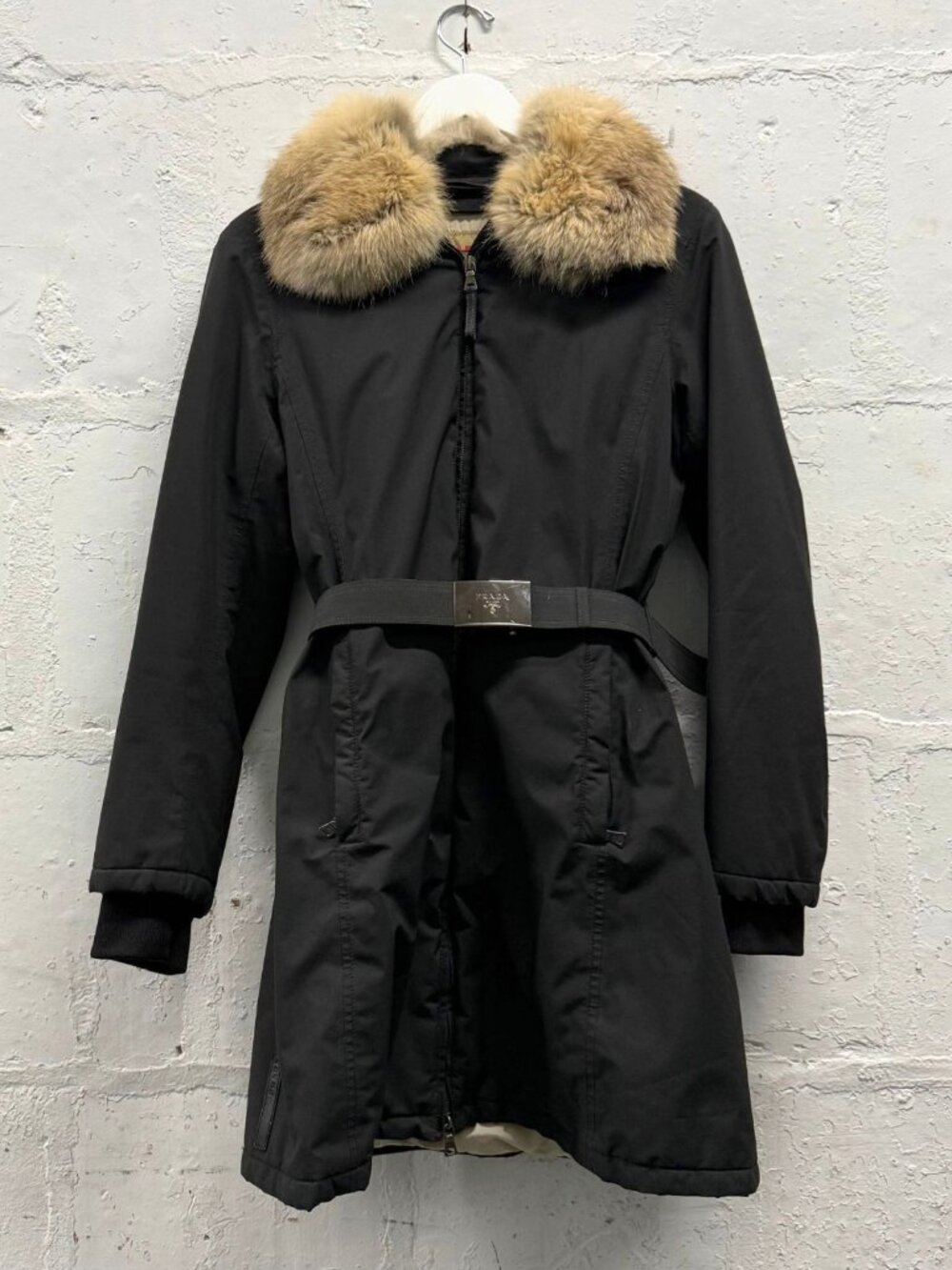 PRADA F/W 2006 BLACK GORE-TEX FOX FUR COLLAR BELTED PUFFER COAT